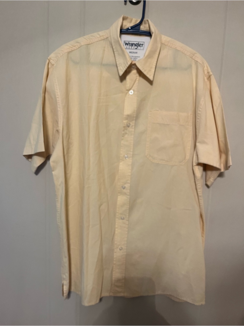 Wrangler Men’s Short-Sleeve Button-Down Shirt in Pale Yellow